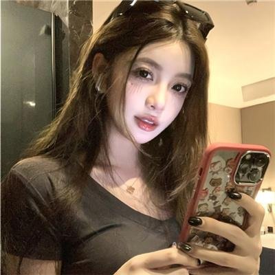 海棠经雨胭脂透